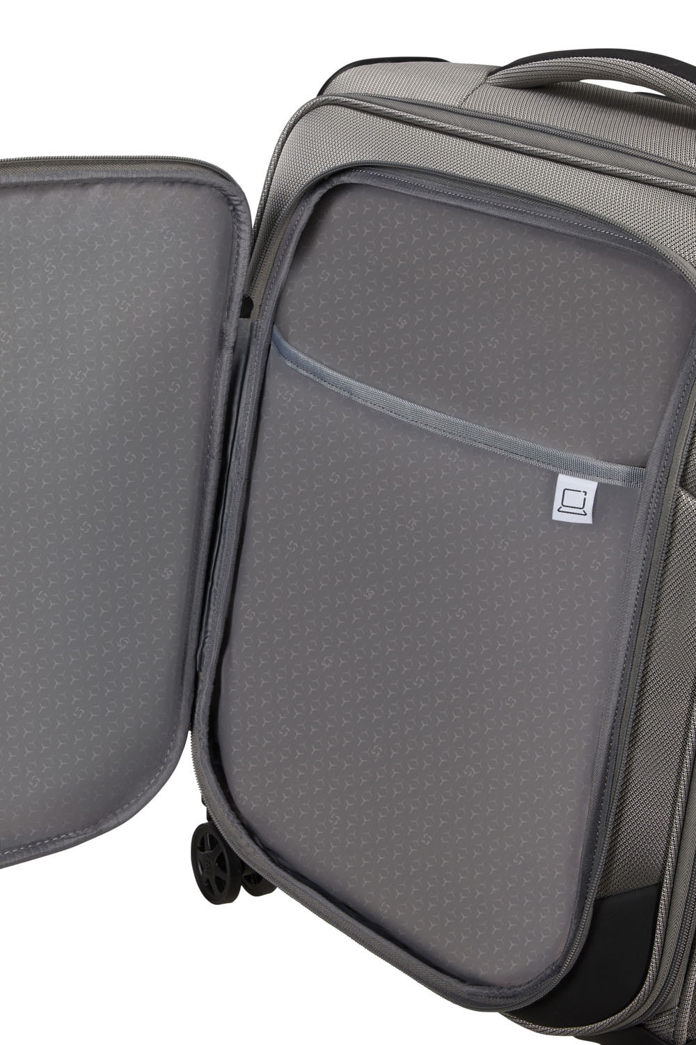 Samsonite Respark Trolley mit 4 Rollen 55cm Strict + GRATIS HOTELGUTSCHEIN Sand Storm Samsonite Respark Trolley mit 4 Rollen 55cm Strict + GRATIS HOTELGUTSCHEIN Sand Storm