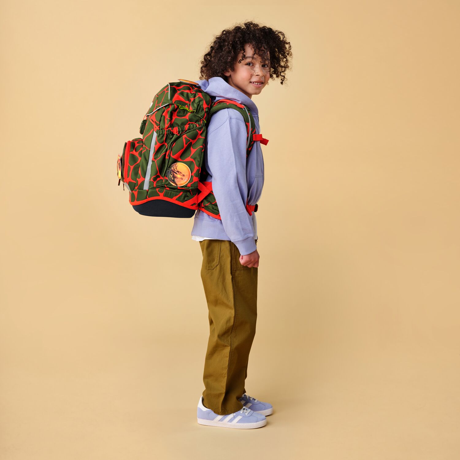 ergobag pack LUMI Editon 6-teiliges Schulrucksack-Set 2025 FeuerspeiBär ergobag pack LUMI Editon 6-teiliges Schulrucksack-Set 2025 FeuerspeiBär