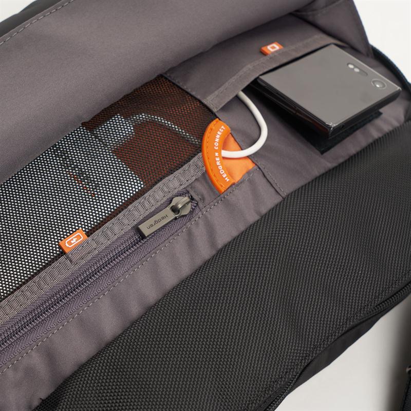 Hedgren Link Yoke Crossover 13" black Hedgren Link Yoke Crossover 13" black