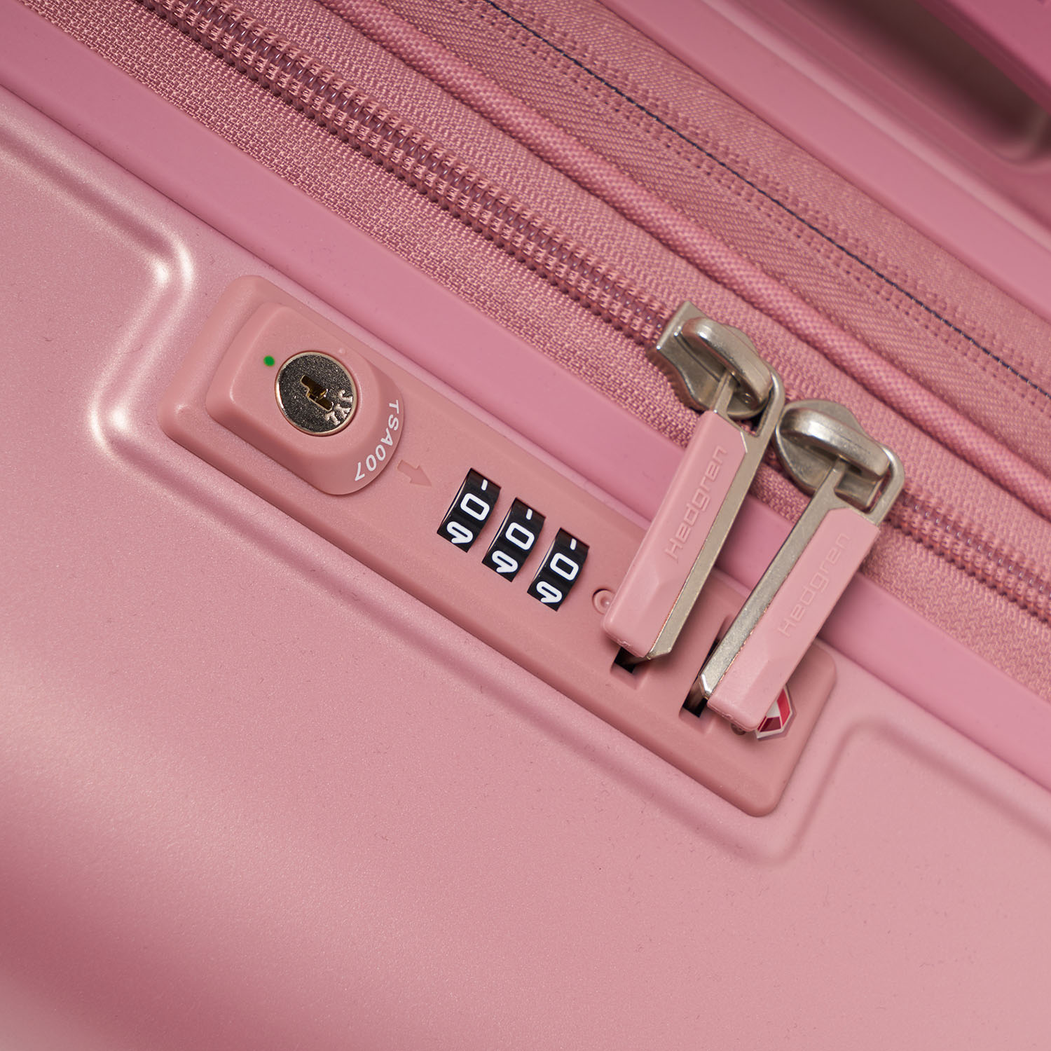 Hedgren Edge Carve M Expandable 4-Rollen-Trolley 67cm Blush Hedgren Edge Carve M Expandable 4-Rollen-Trolley 67cm Blush