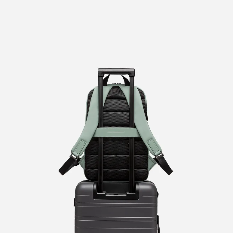 Horizn Studios GION ESSENTIAL Rucksack M Marine Green