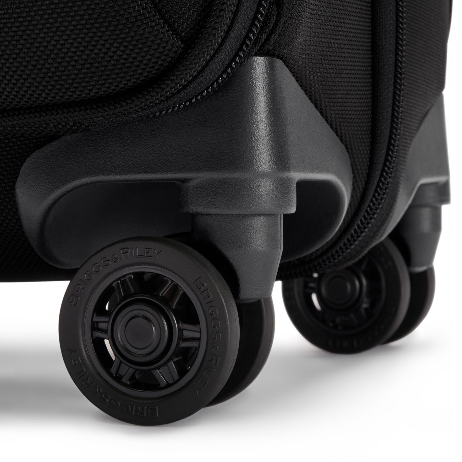 Briggs & Riley Business 2.0 Large Spinner Brief 4 Wheels Black