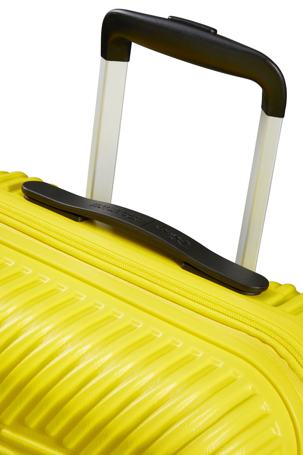 American Tourister Mickey Clouds Trolley 55cm mit 4 Rollen, erweiterbar Mickey Electric Lemon American Tourister Mickey Clouds Trolley 55cm mit 4 Rollen, erweiterbar Mickey Electric Lemon