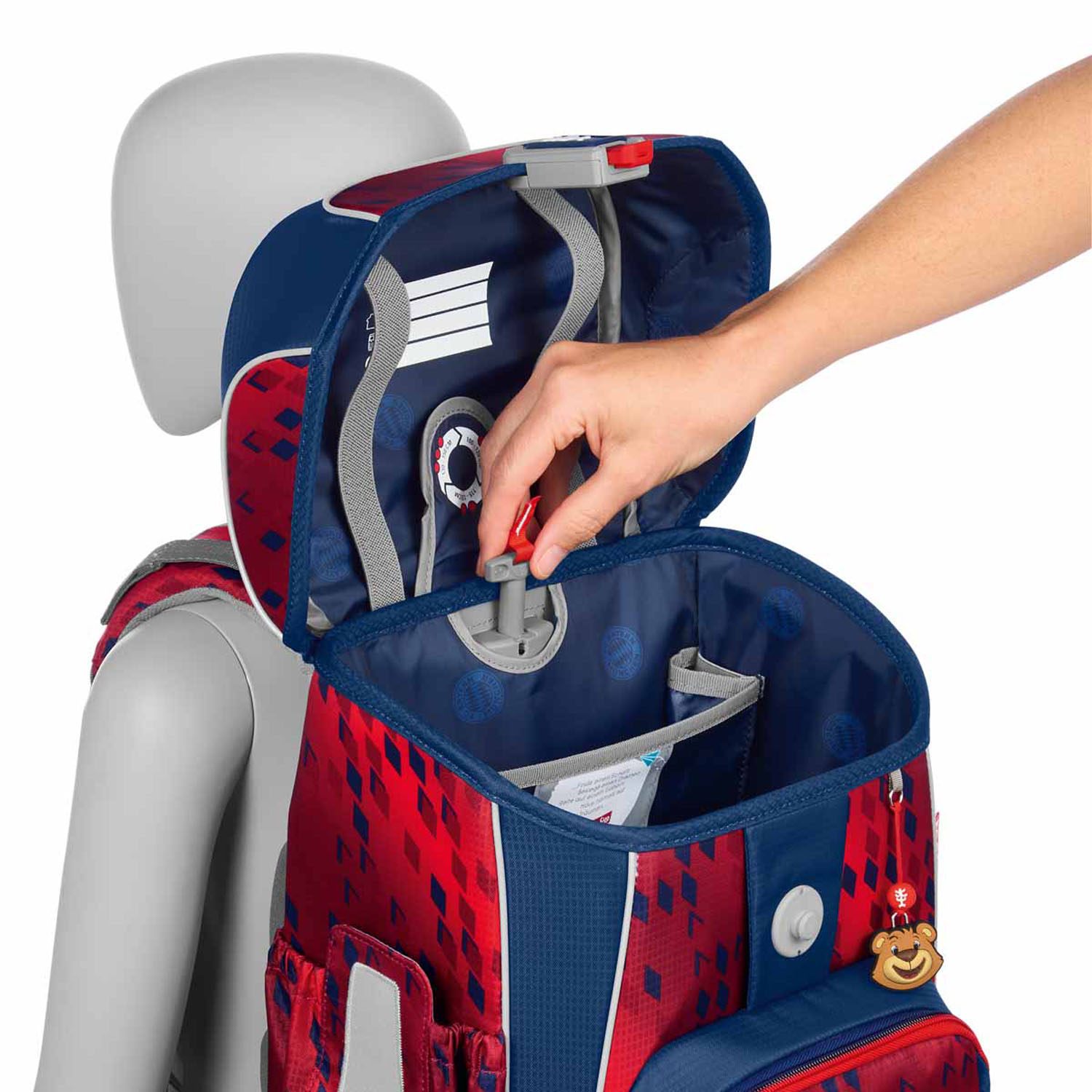 Step by Step CLOUD FC Bayern Schulranzen-Set, 5-teilig "Mia san Mia" Step by Step CLOUD FC Bayern Schulranzen-Set, 5-teilig "Mia san Mia"