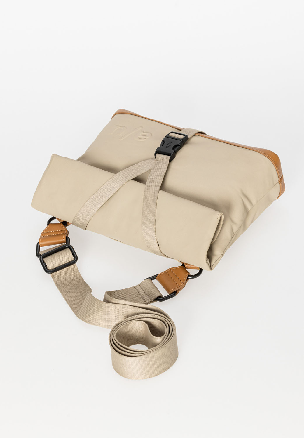 aunts & uncles Japan Yao Rolltop-Umhängetasche nomad aunts & uncles Japan Yao Rolltop-Umhängetasche nomad