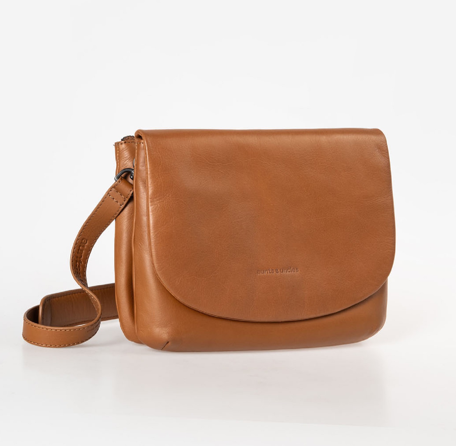 aunts & uncles Jamie's Orchard Pepino Umhängetasche cognac