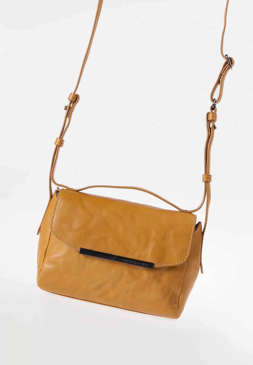 aunts & uncles Grandma's Luxury Club Mrs. Bao Bun Schultertasche buckthorn aunts & uncles Grandma's Luxury Club Mrs. Bao Bun Schultertasche buckthorn