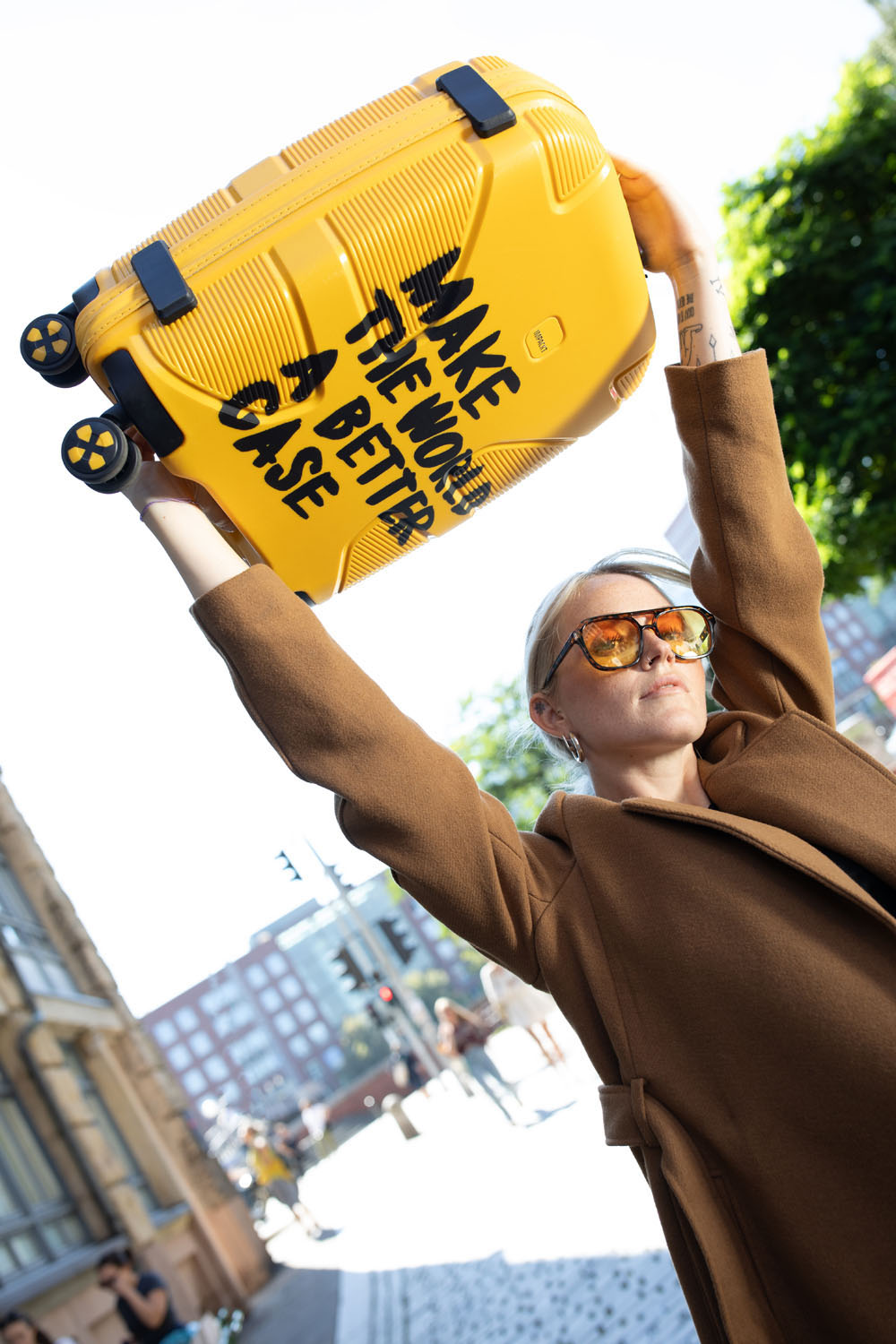 IMPACKT IP1 Koffer S, 4-Rollen mit USB-Port