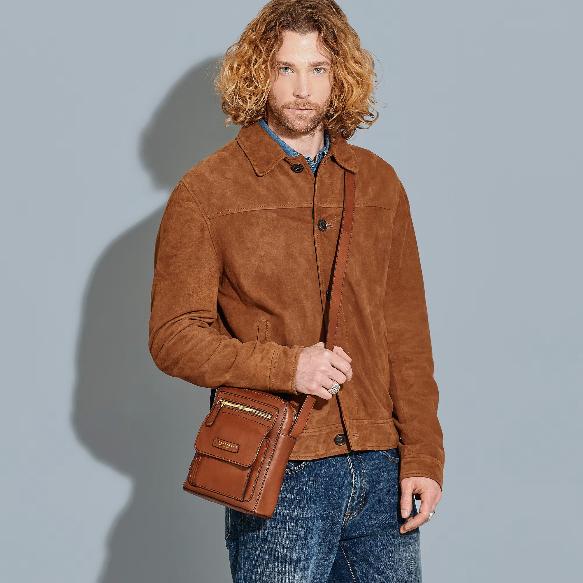 The Bridge Alberto Schultertasche Braun/Gold The Bridge Alberto Schultertasche Braun/Gold