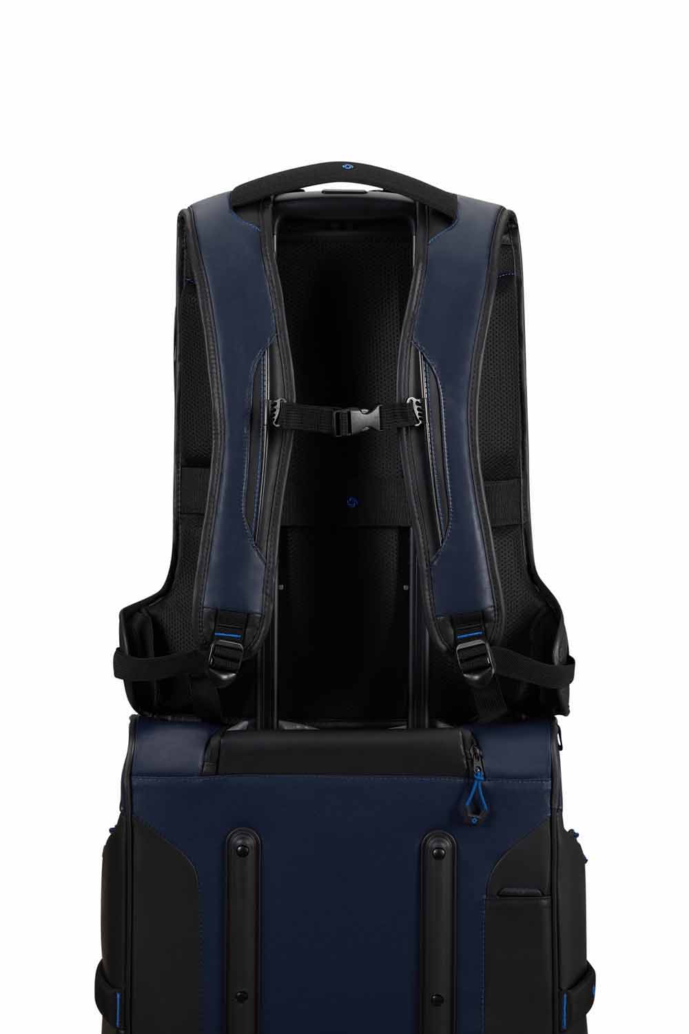 Samsonite Ecodiver Laptop Rucksack L 17.3" + GRATIS HOTELGUTSCHEIN Blue Nights Samsonite Ecodiver Laptop Rucksack L 17.3" + GRATIS HOTELGUTSCHEIN Blue Nights