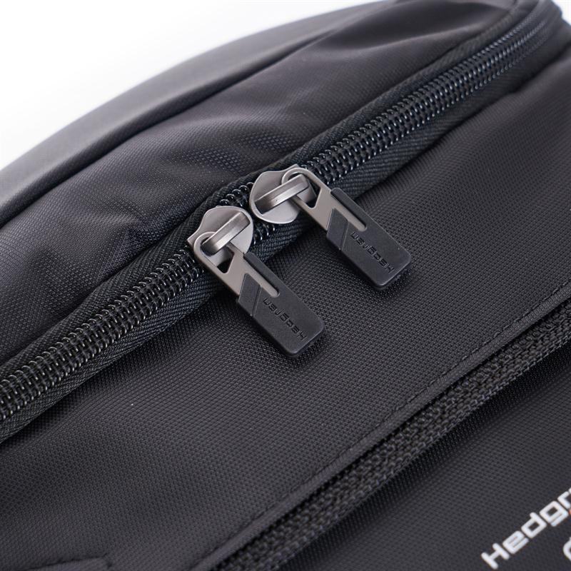 Hedgren Link Bond Large Backpack with Rain Cover 15.6" Black Hedgren Link Bond Large Backpack with Rain Cover 15.6" Black