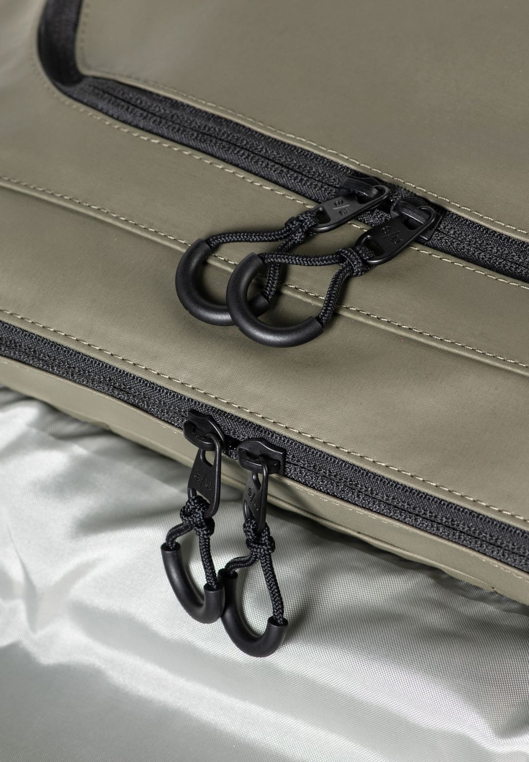 aunts & uncles Japan RE Yamakuni Kuriertasche fallen rock