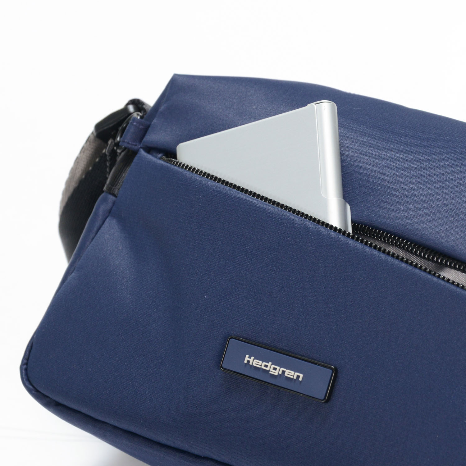 Hedgren Nova NEUTRON Kleine Crossover-Tasche Halo Blue
