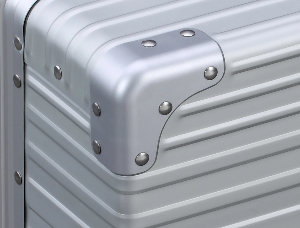 Aleon Business Case Deluxe 4-Rollen 17" Onyx -Schwarz Aleon Business Case Deluxe 4-Rollen 17" Onyx -Schwarz