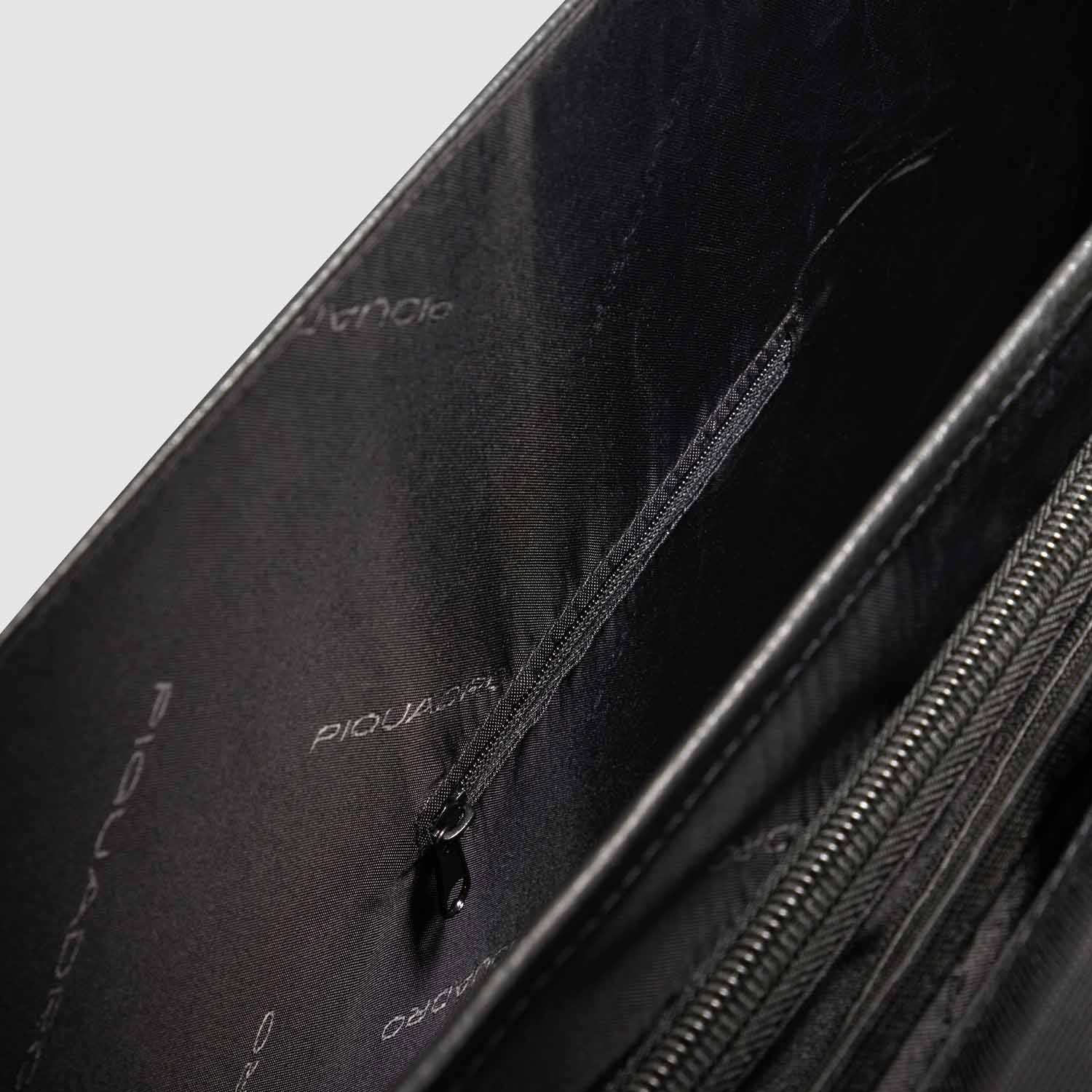 Piquadro Modus Special Aktentasche mit 14" Laptop-Fach und iPad®-Fach Schwarz Piquadro Modus Special Aktentasche mit 14" Laptop-Fach und iPad®-Fach Schwarz