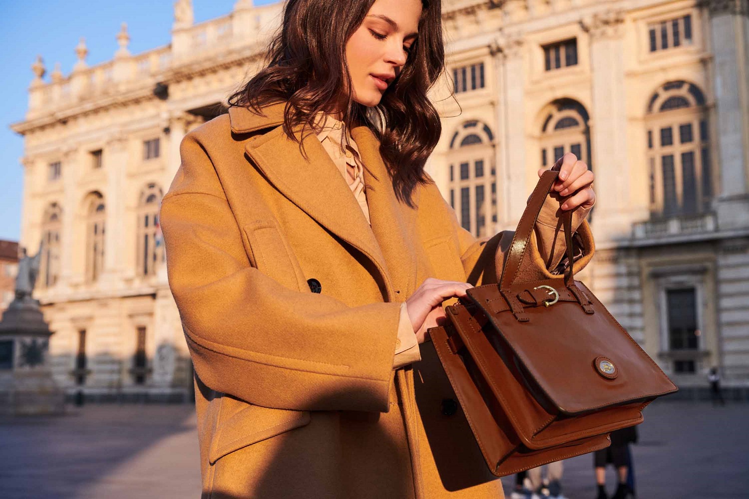 The Bridge Biba Tasche mit Doppelfunktion Ribes-Rot/Gold