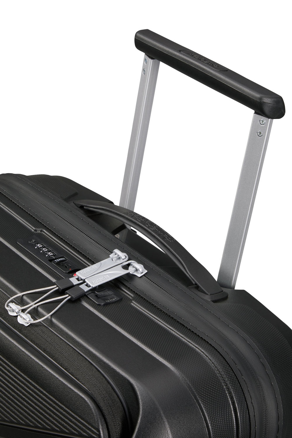 American Tourister Airconic Handgepäck Trolley 55cm mit Fronttasche + GRATIS HOTELGUTSCHEIN Onyx Black American Tourister Airconic Handgepäck Trolley 55cm mit Fronttasche + GRATIS HOTELGUTSCHEIN Onyx Black