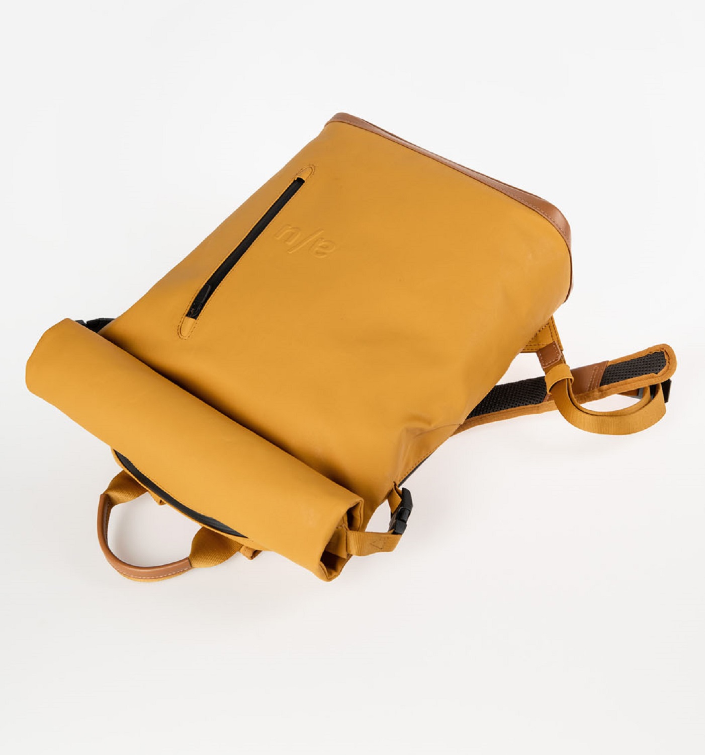 aunts & uncles Japan Tokio Rolltop Rucksack mit 13" Notebookfach mustard aunts & uncles Japan Tokio Rolltop Rucksack mit 13" Notebookfach mustard