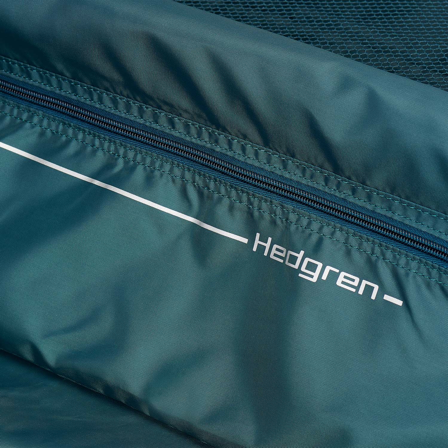 Hedgren Lineo Stripe XS- Spinner Cabin Size Silver Hedgren Lineo Stripe XS- Spinner Cabin Size Silver