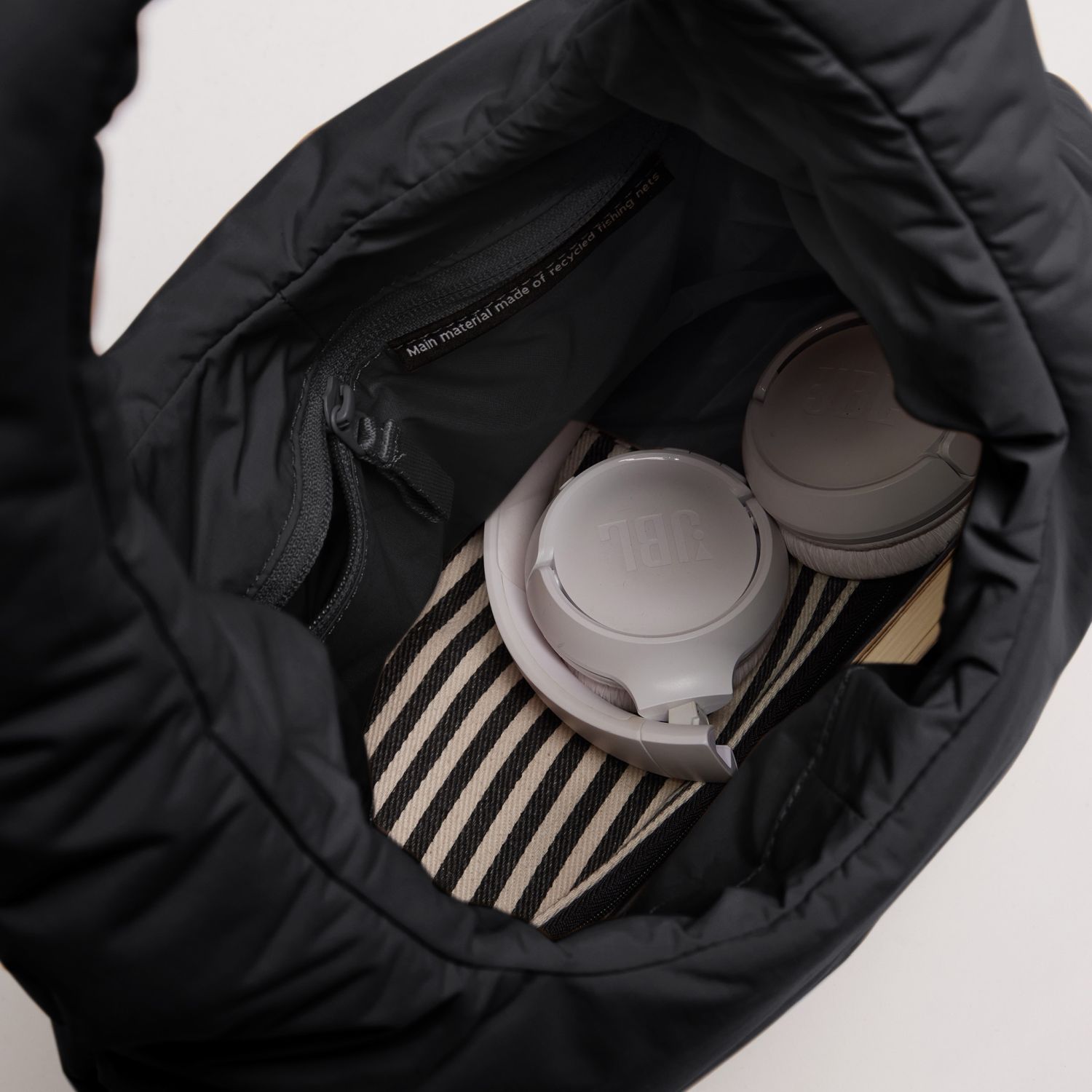 GOT BAG Cloud Shoulder Bag Monochrome black