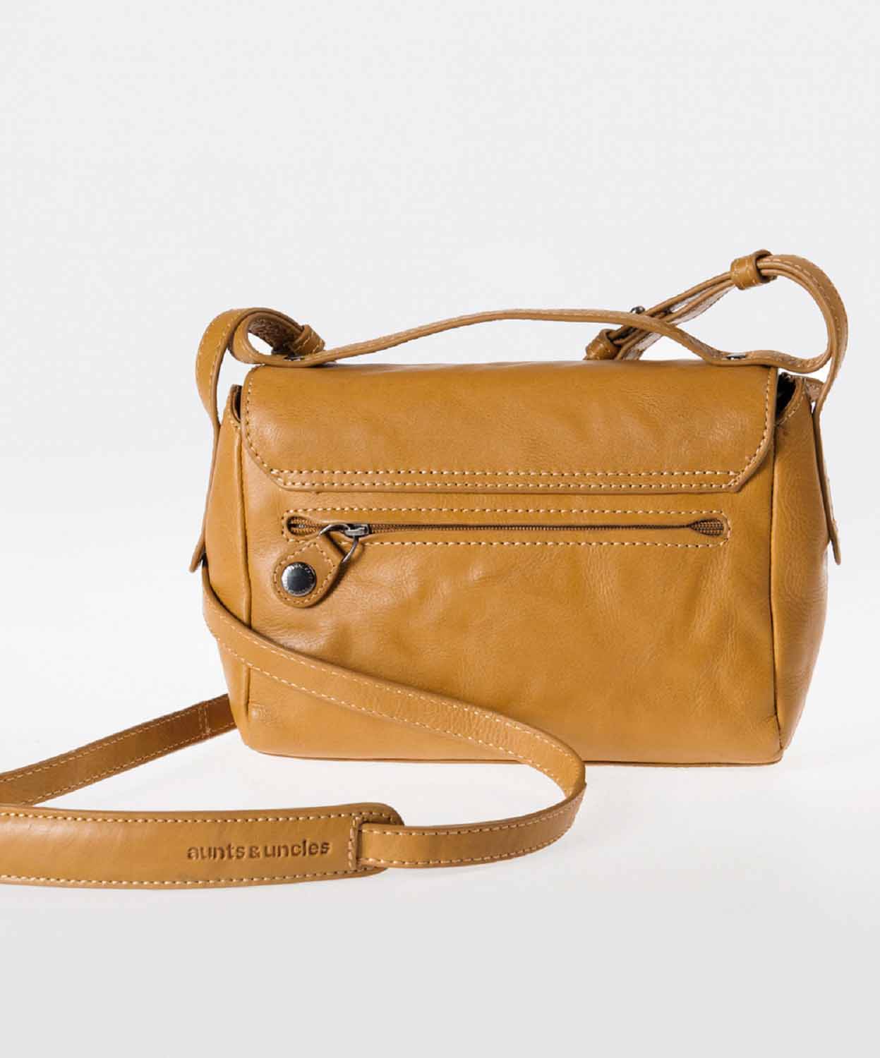 aunts & uncles Grandma's Luxury Club Mrs. Bao Bun Schultertasche buckthorn