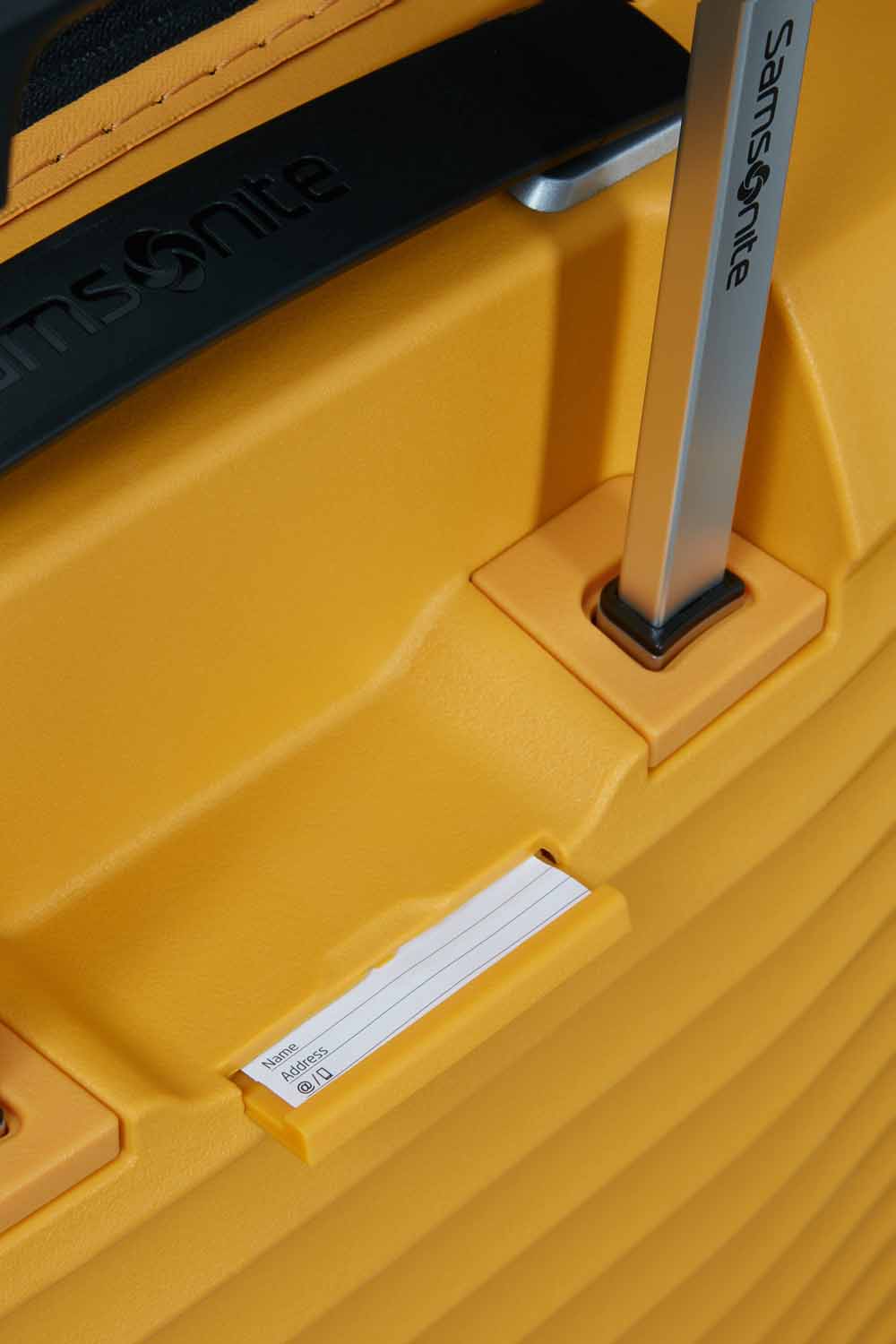 Samsonite Upscape Trolley mit 4 Rollen erweiterbar 81cm + GRATIS HOTELGUTSCHEIN Gelb