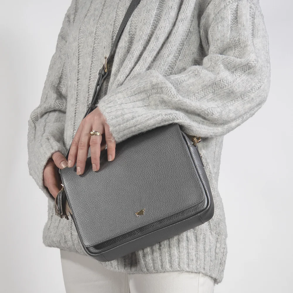 Braun Büffel Alessia Umhängetasche Flap Braun Büffel Alessia Umhängetasche Flap