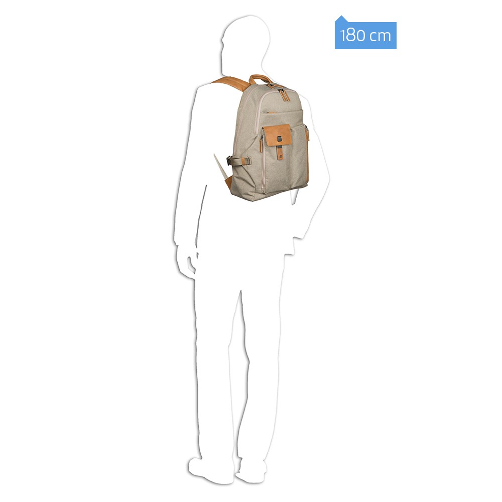 Piquadro Yukon Erweiterbarer Laptoprucksack 15,6" schwarz Piquadro Yukon Erweiterbarer Laptoprucksack 15,6" schwarz