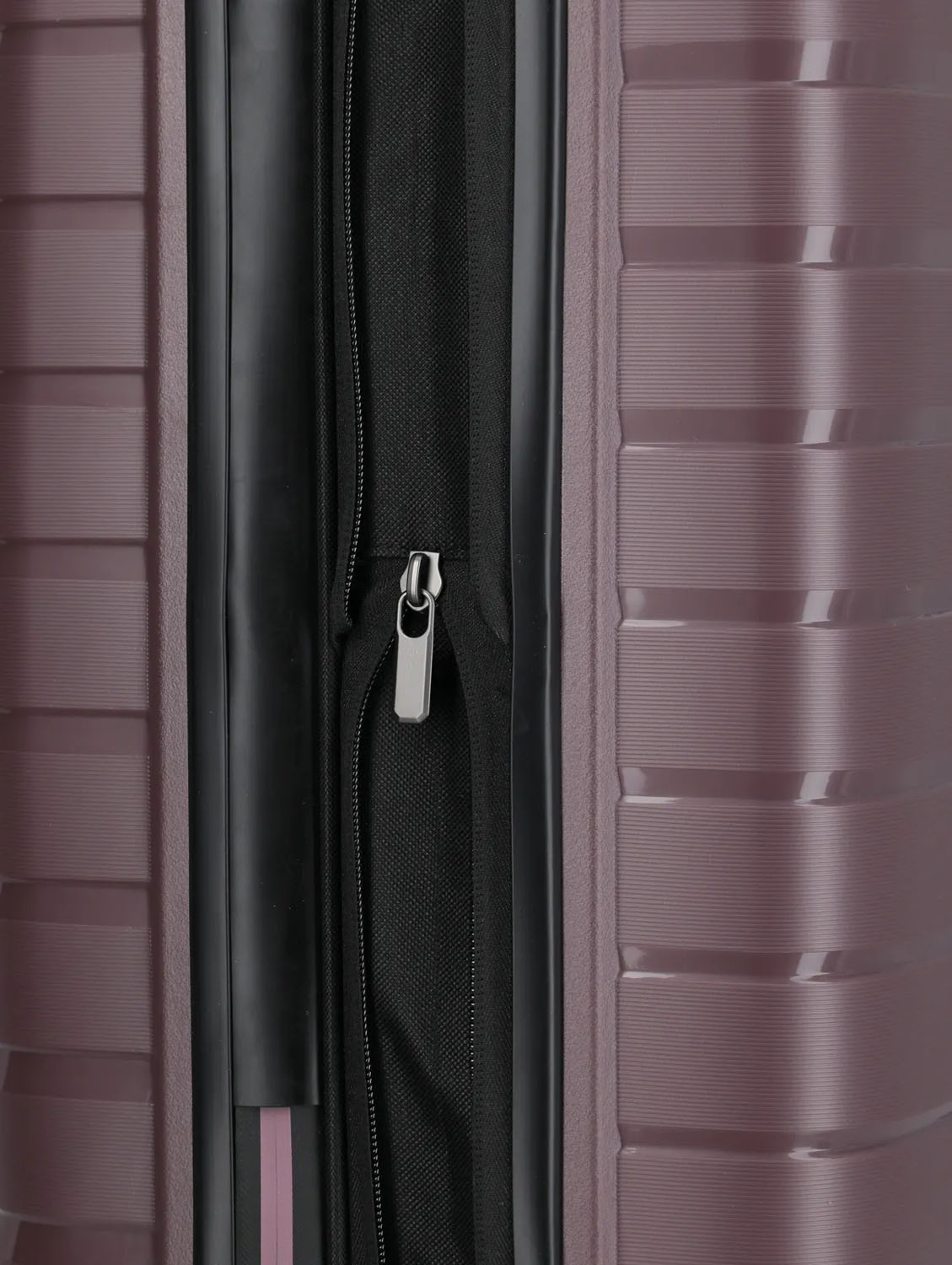 Travelite Air Base Trolley S 4-Rollen, erweiterbar Flieder