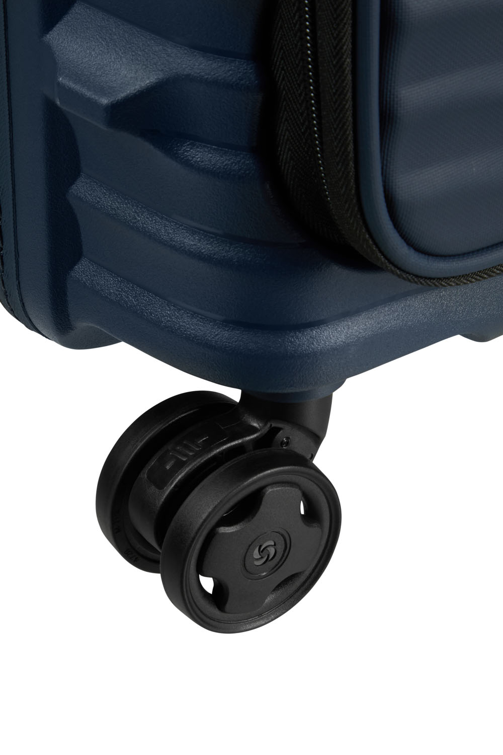 Samsonite Upscape Trolley mit 4 Rollen erweiterbar 55cm -Easy Access + GRATIS HOTELGUTSCHEIN Blue Nights Samsonite Upscape Trolley mit 4 Rollen erweiterbar 55cm -Easy Access + GRATIS HOTELGUTSCHEIN Blue Nights