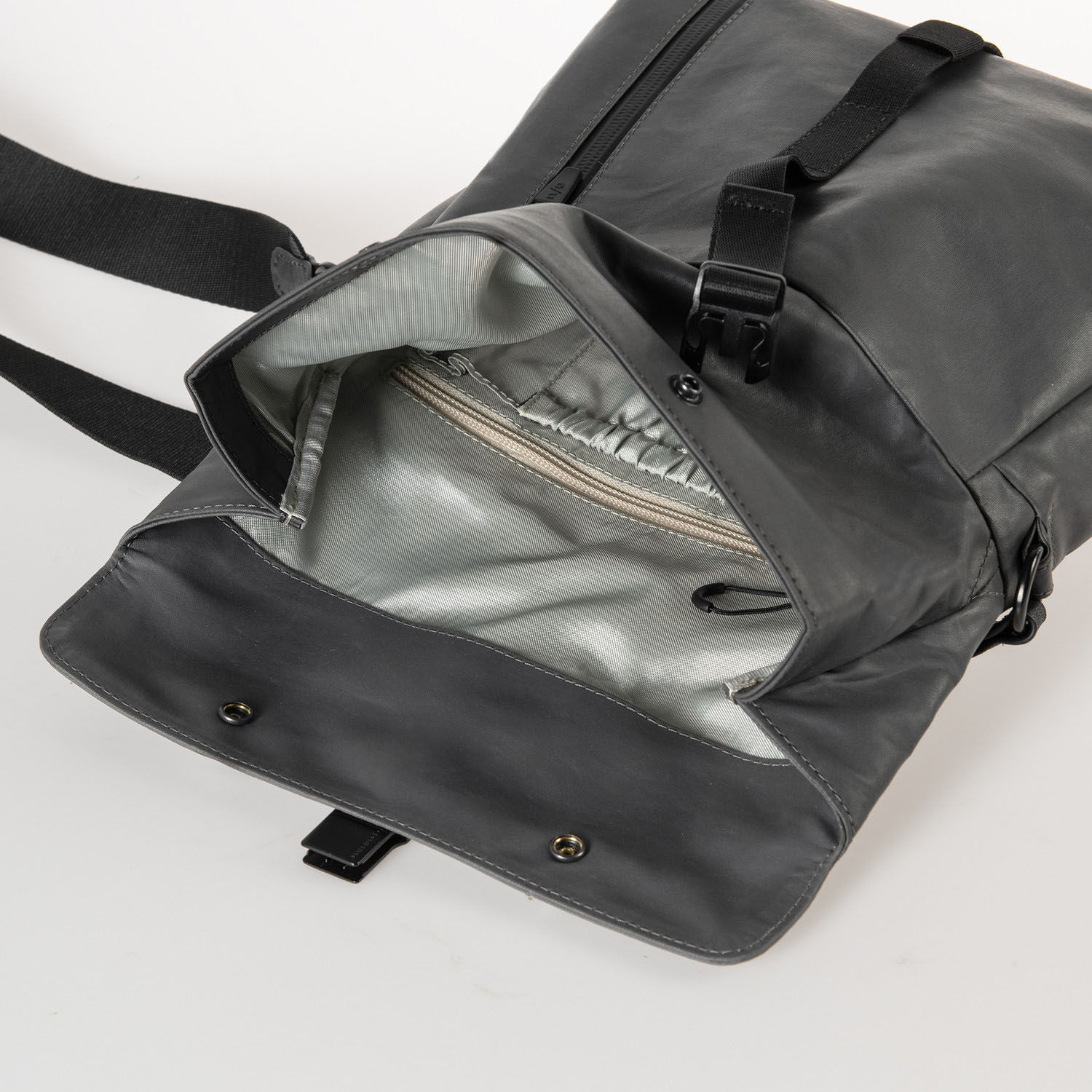 aunts & uncles Japan RE Seki Rolltoptasche volcanic ash