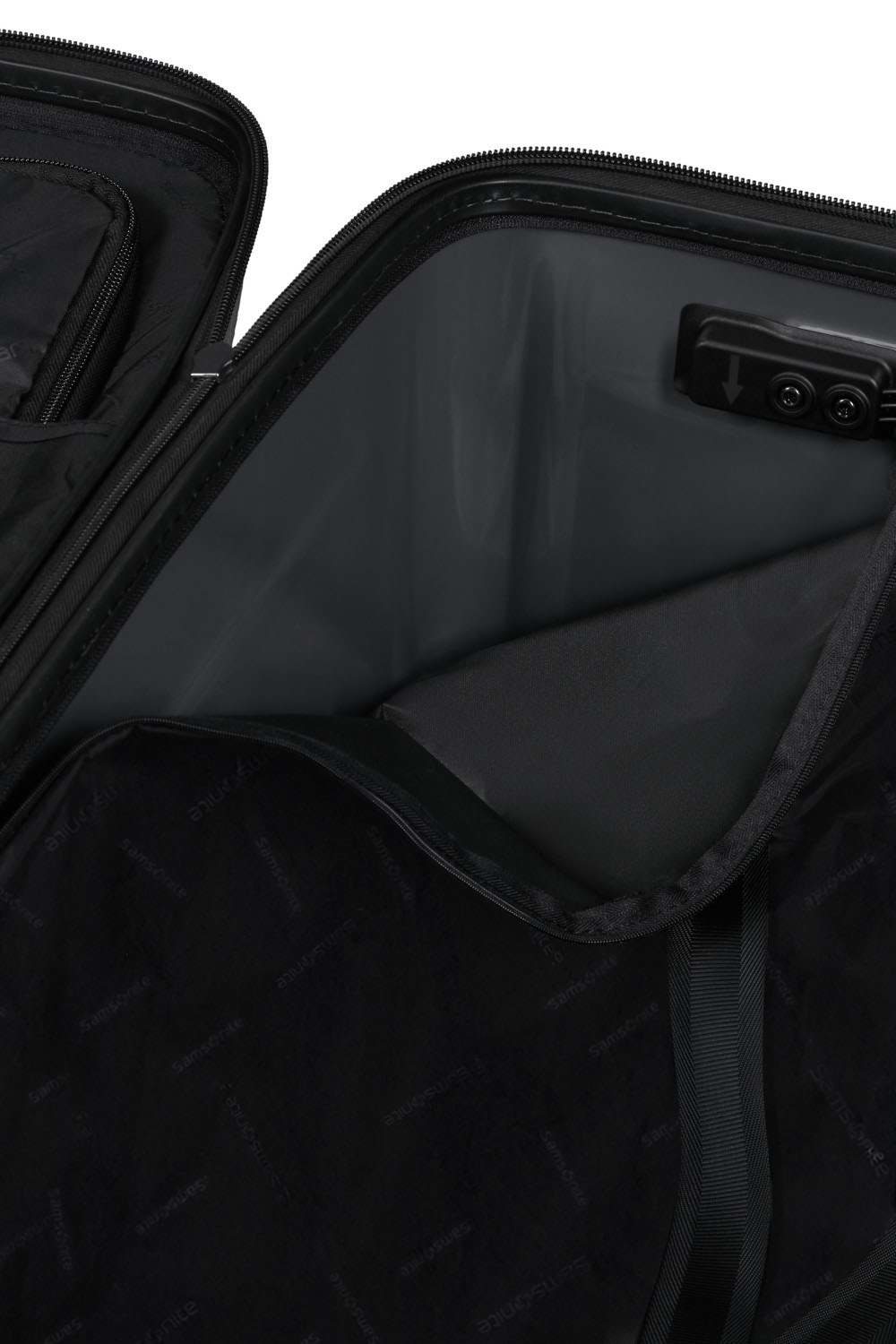 Samsonite Nuon Trunk 80cm Matt Graphite Samsonite Nuon Trunk 80cm Matt Graphite