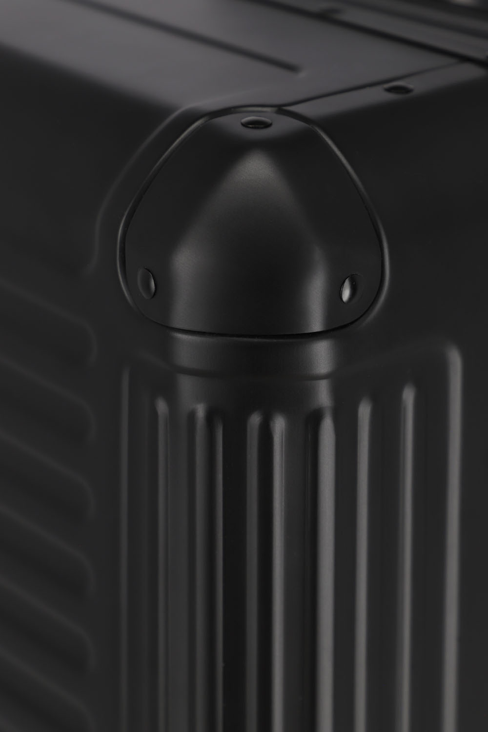 Travelite Next Trolley S 4-Rad mit Vortasche Schwarz