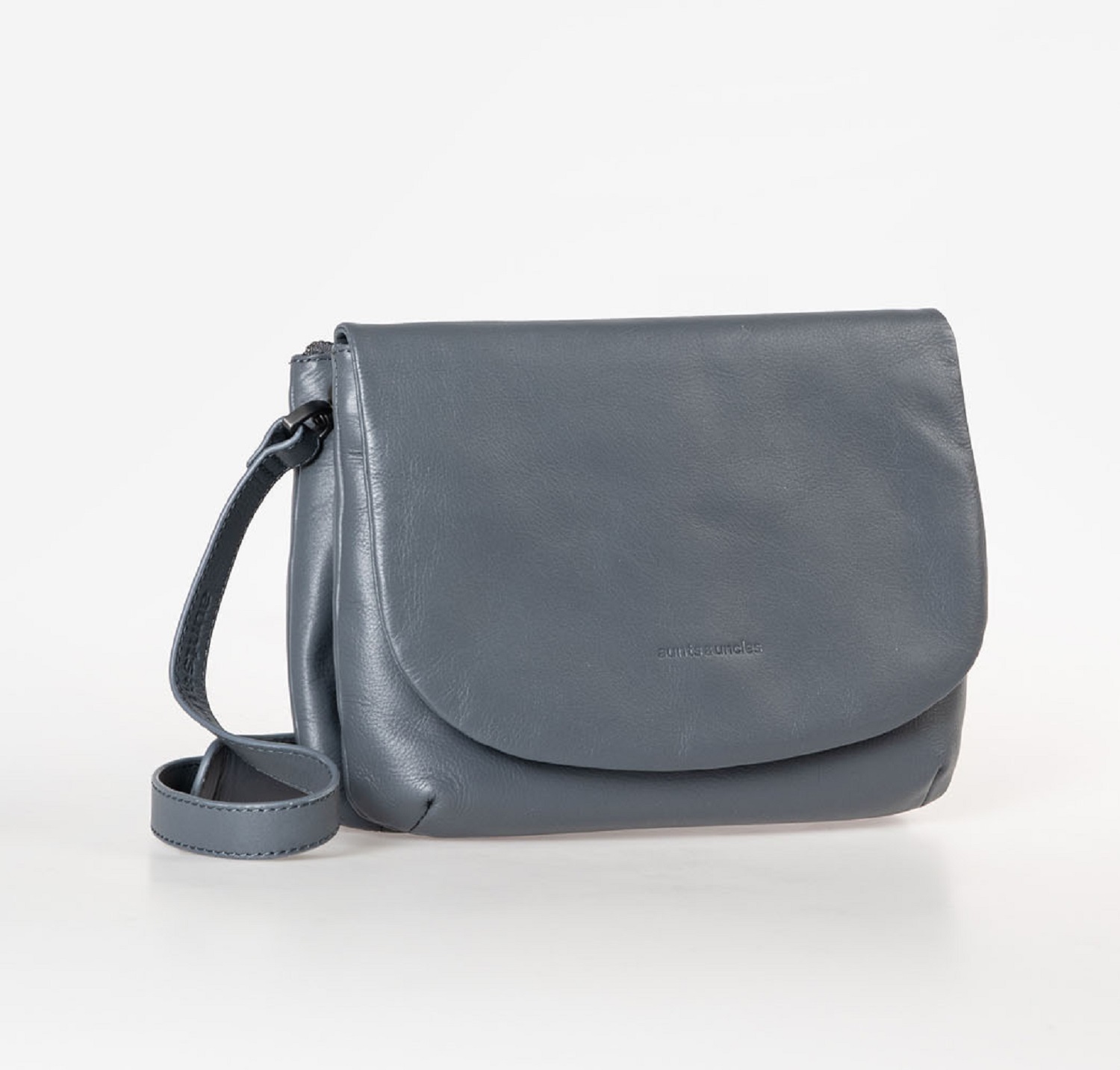 aunts & uncles Jamie's Orchard Pepino Umhängetasche wind