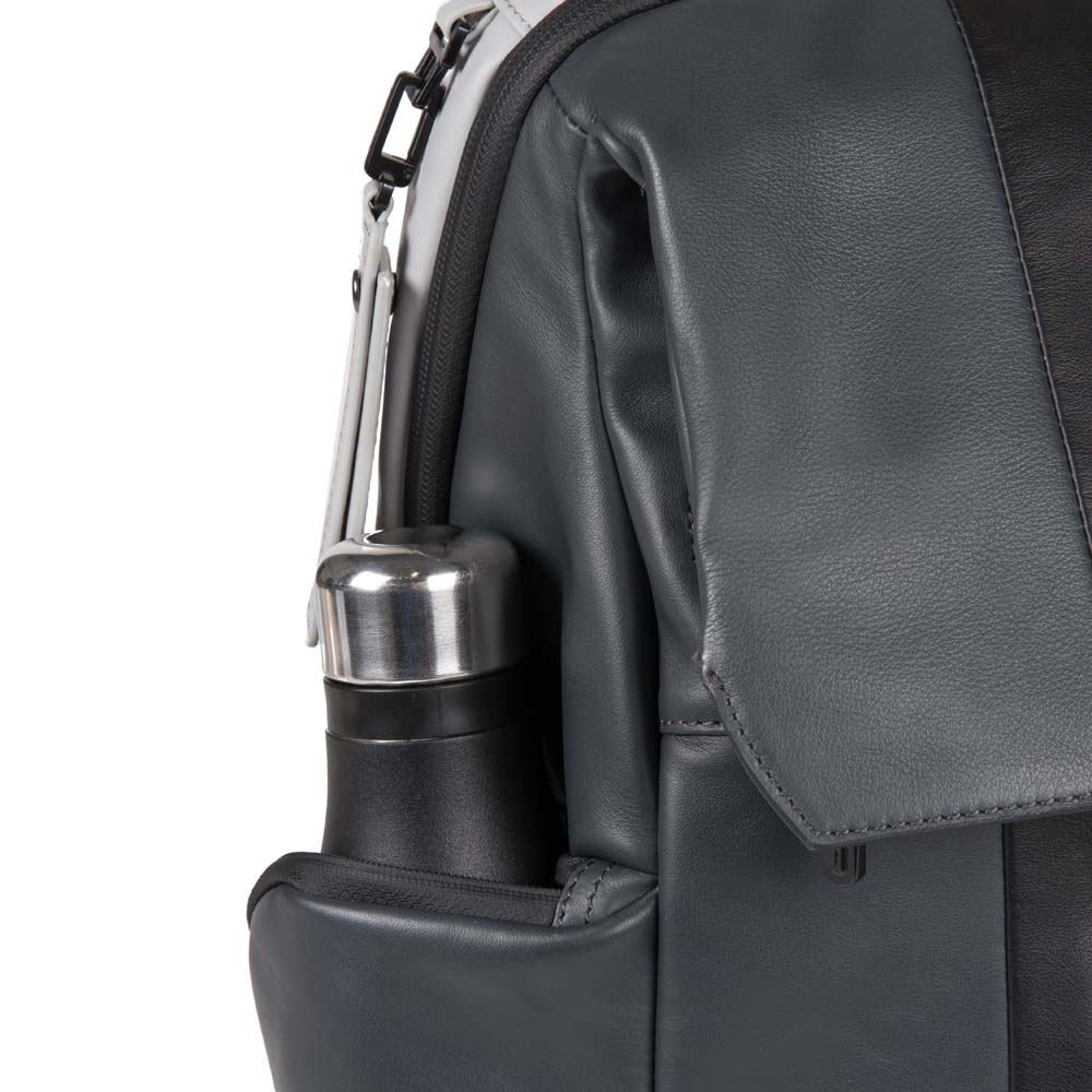 Piquadro Urban Laptoprucksack mit iPad®12,9" -Fach, RFID-Blocker grey/black Piquadro Urban Laptoprucksack mit iPad®12,9" -Fach, RFID-Blocker grey/black