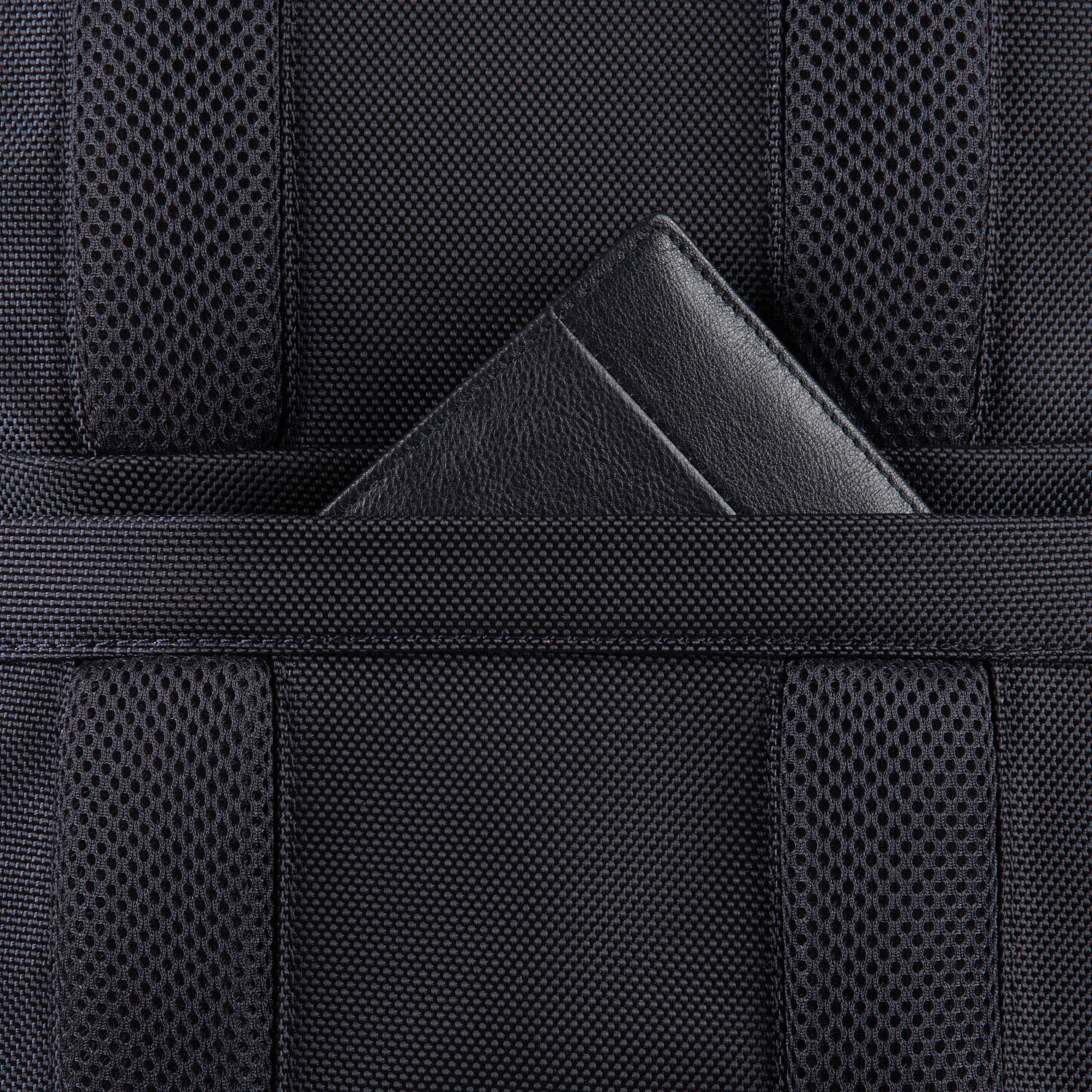 Piquadro Brief Laptoprucksack mit iPad-Fach