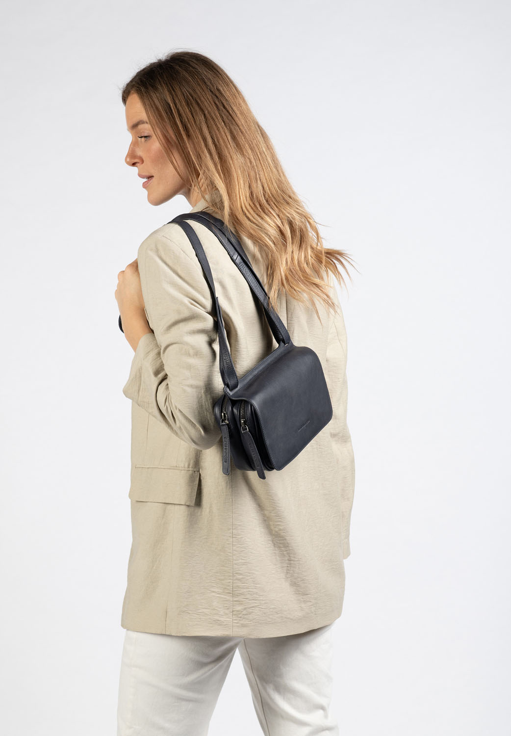 aunts & uncles Jamie´s Orchard AZALEA Umhängetasche midnight blue aunts & uncles Jamie´s Orchard AZALEA Umhängetasche midnight blue