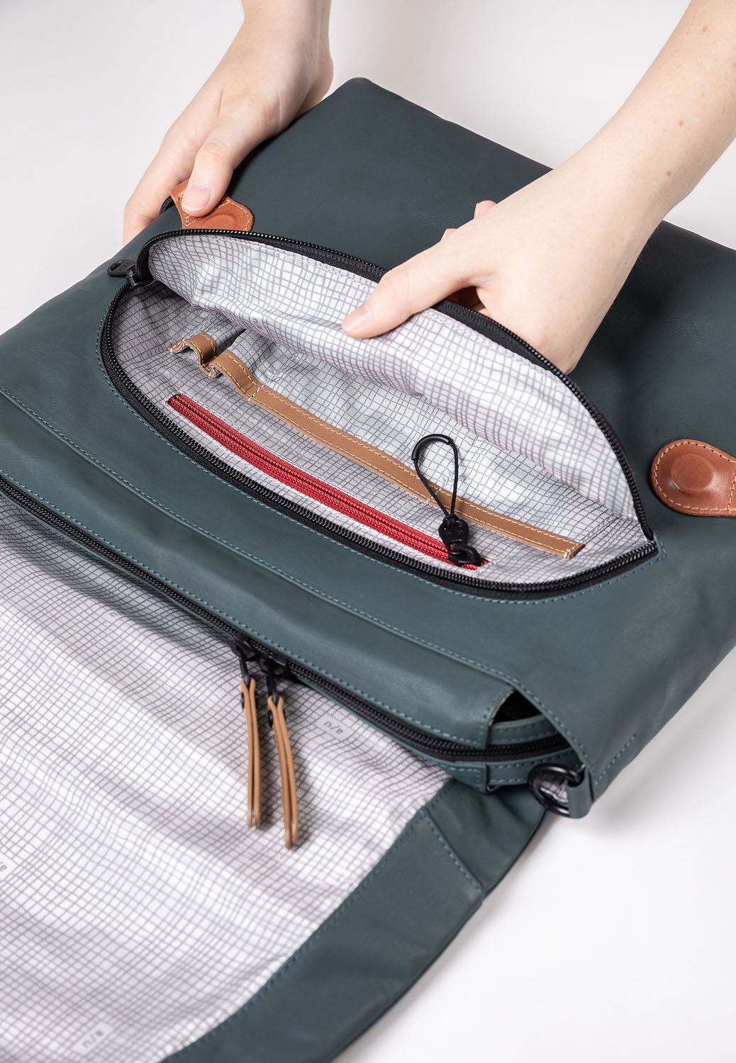 aunts & uncles Japan Matsumoto Messenger Bag cosmic void aunts & uncles Japan Matsumoto Messenger Bag cosmic void