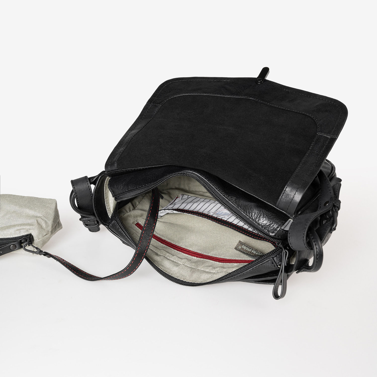 aunts & uncles Grandma's Luxury Club Mrs. Mole Cake Black Smoke aunts & uncles Grandma's Luxury Club Mrs. Mole Cake Black Smoke