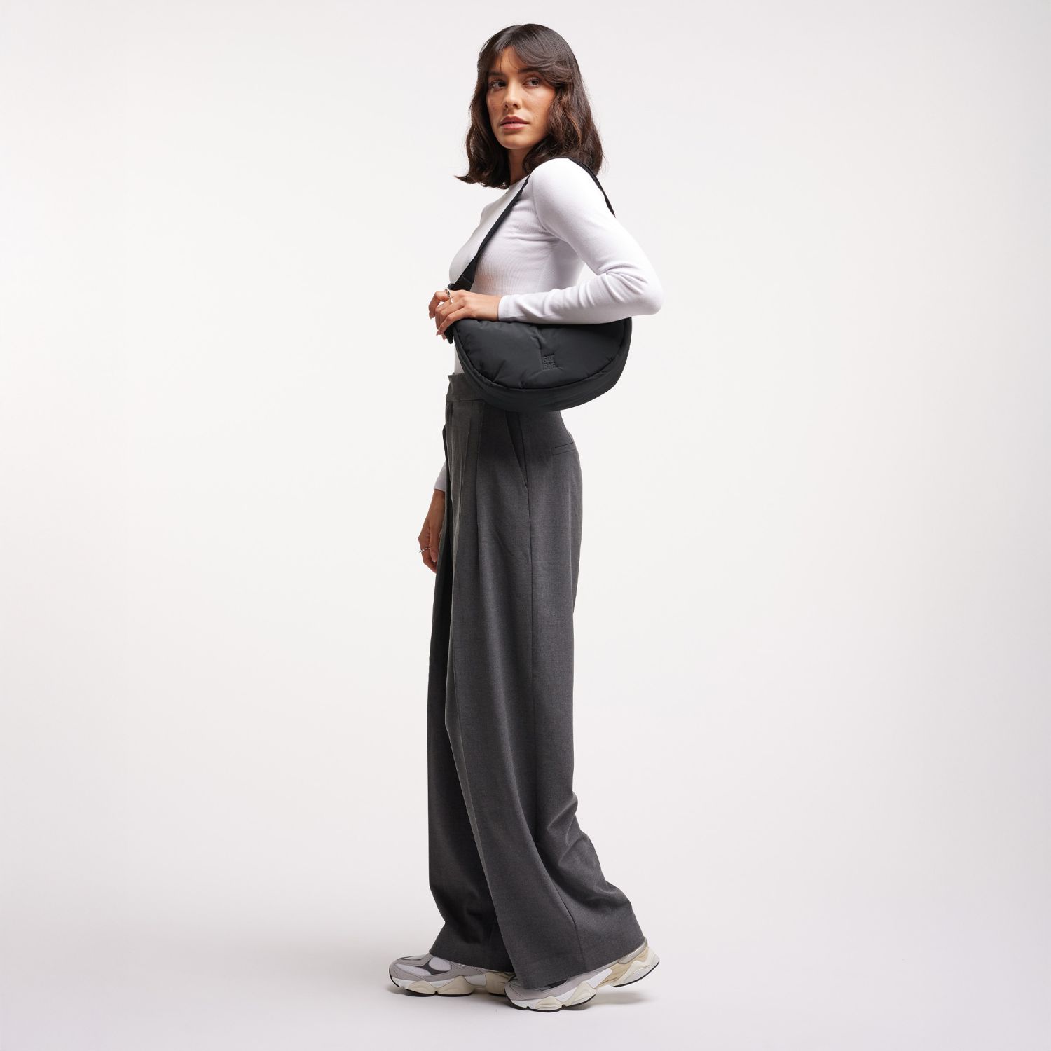 GOT BAG Cloud Moon Bag Small Monochrome black GOT BAG Cloud Moon Bag Small Monochrome black