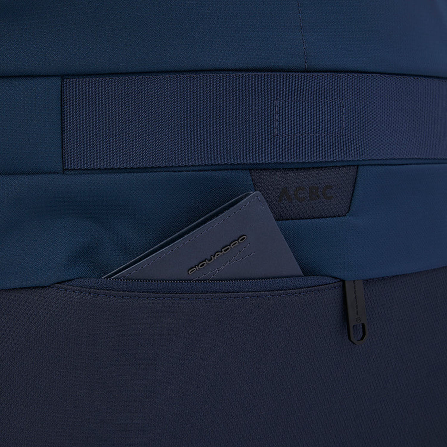 Piquadro Corner 2.0 Roll-Top Laptop-Rucksack 15,6" Blau