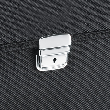 d&n Basic Line Aktentasche mit Laptopfach 15" - 5662 schwarz d&n Basic Line Aktentasche mit Laptopfach 15" - 5662 schwarz