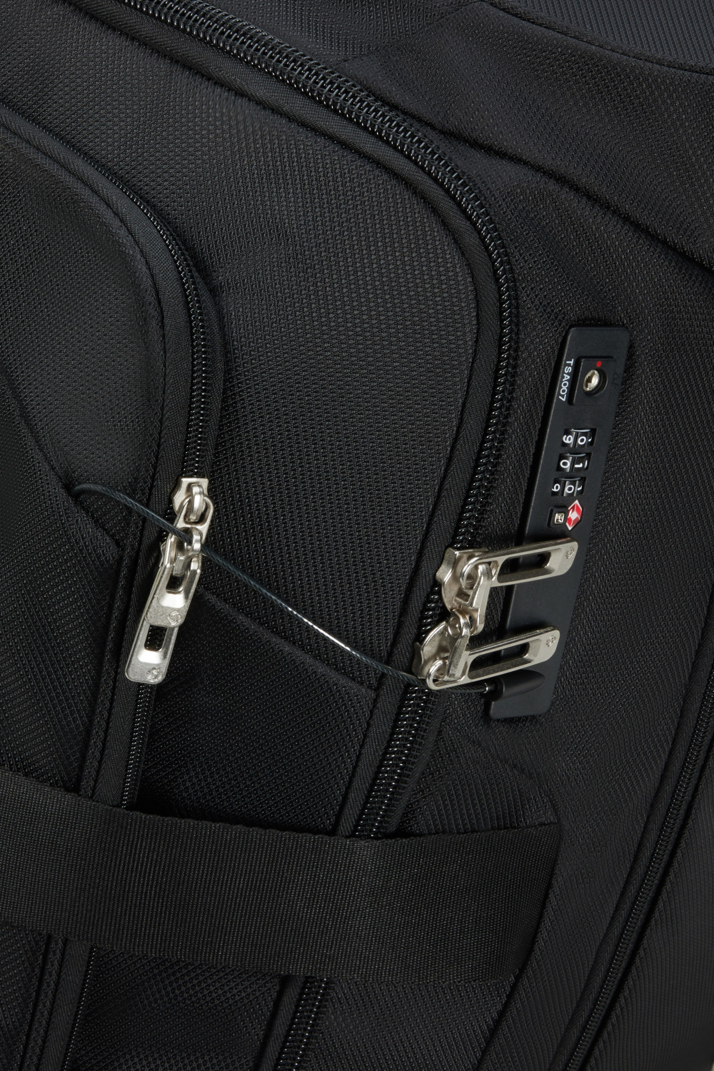 Samsonite Respark Reisetasche mit Rollen 74cm Ozone Black Samsonite Respark Reisetasche mit Rollen 74cm Ozone Black