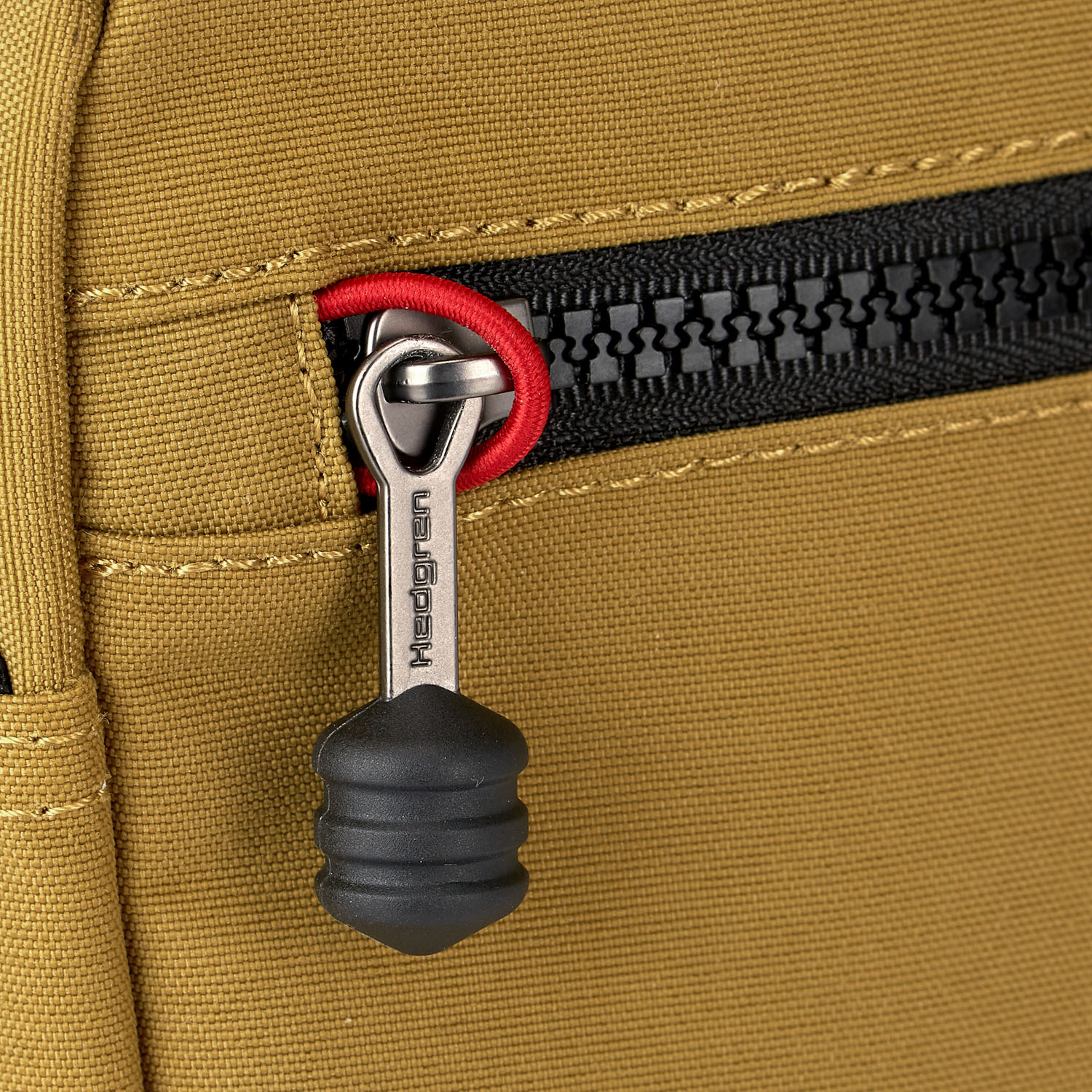 Hedgren Great American Heritage QUEST Vertical Crossover 10" RFID Mustard Olive