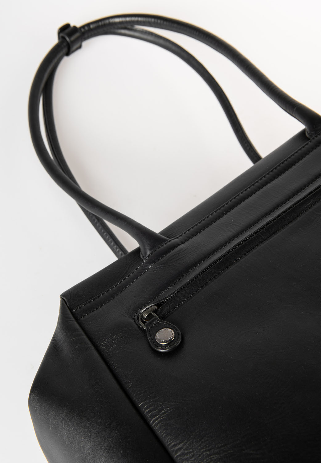 aunts & uncles Jamie's Orchard Olive Schultertasche jet black aunts & uncles Jamie's Orchard Olive Schultertasche jet black