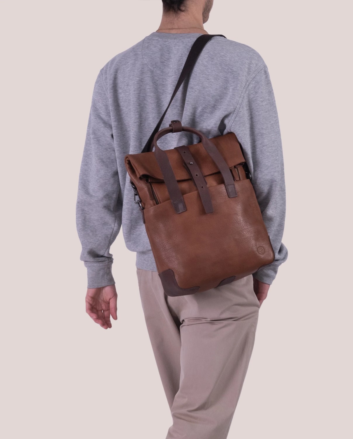 Harold's Mount Ivy mittelgroßer Rucksack/Messengerbag cognac Harold's Mount Ivy mittelgroßer Rucksack/Messengerbag cognac