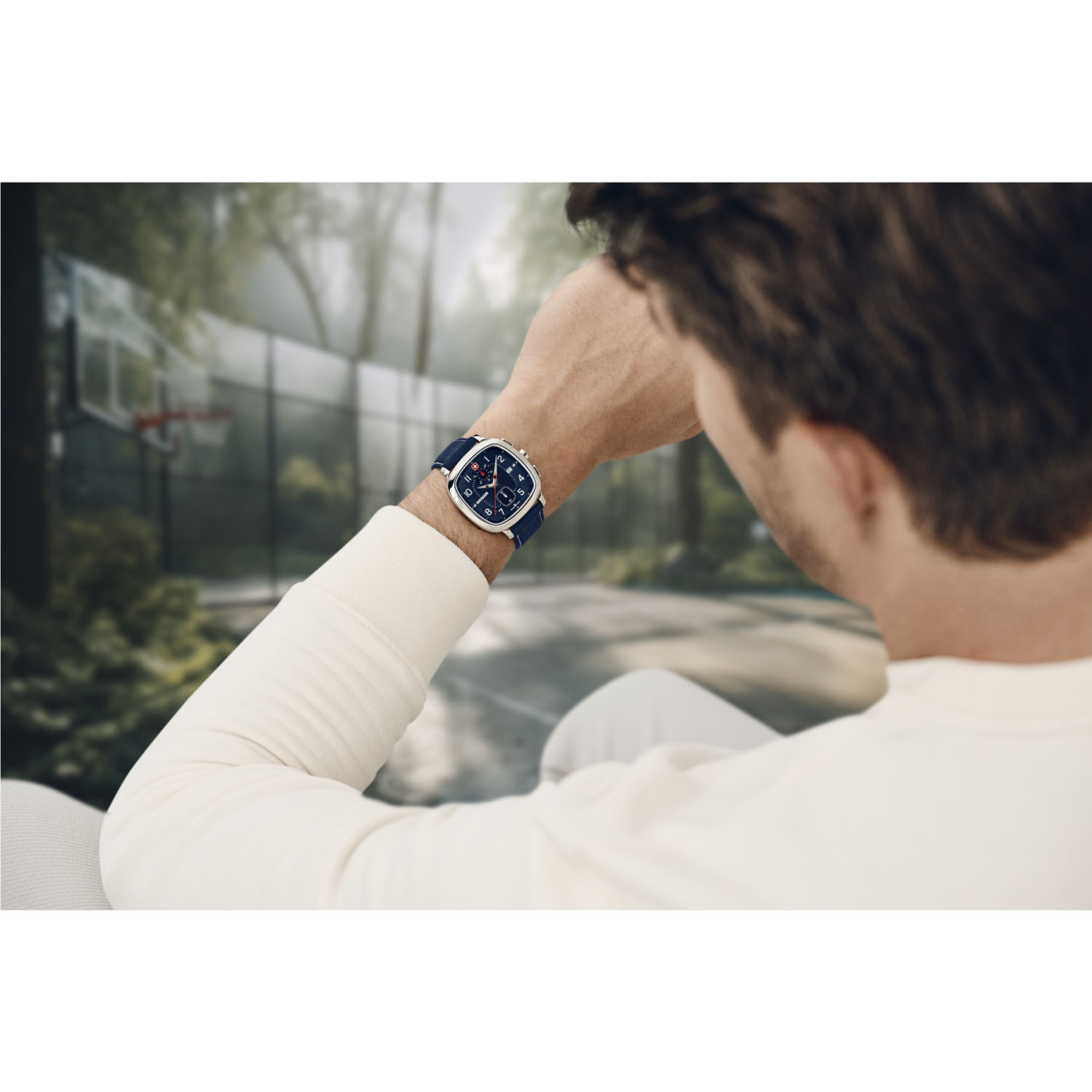 Wenger Vintage Sport Chrono Herrenuhr mit Chronographenfunktion Silber/Silber/Blau Wenger Vintage Sport Chrono Herrenuhr mit Chronographenfunktion Silber/Silber/Blau