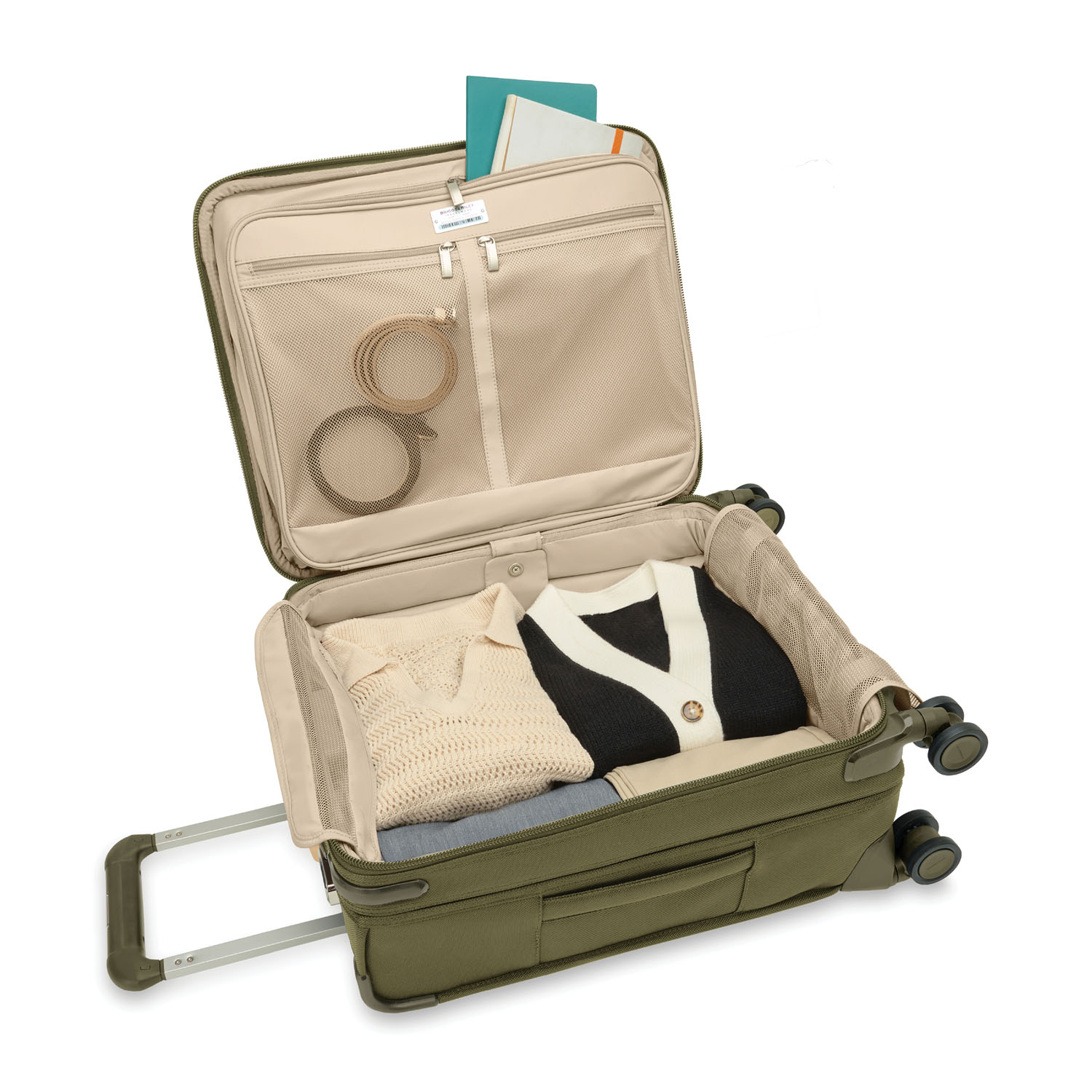 Briggs & Riley Baseline Global Carry-on Spinner 21" Exp Olive