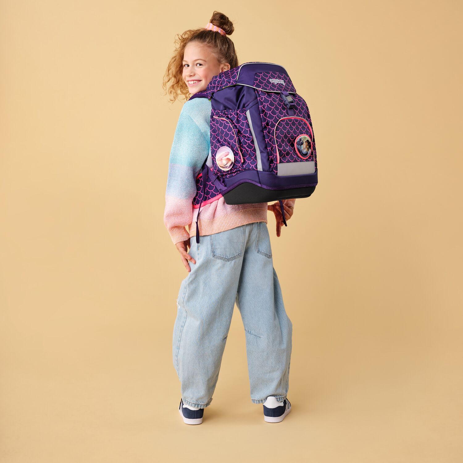 ergobag maxi LUMI Edition 6-teiliges Schulrucksack-Set 2025 PerlentauchBär ergobag maxi LUMI Edition 6-teiliges Schulrucksack-Set 2025 PerlentauchBär