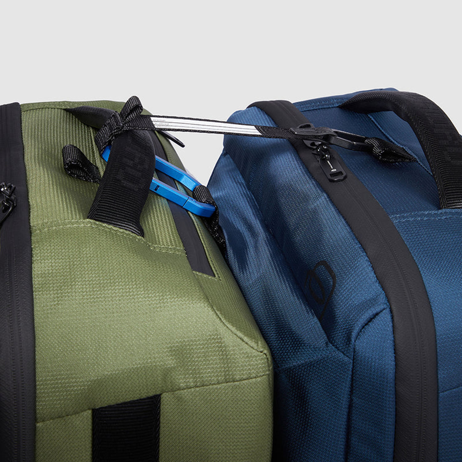 Piquadro Corner 2.0 4-Rollen Trolley in Handgepäckgröße Orange